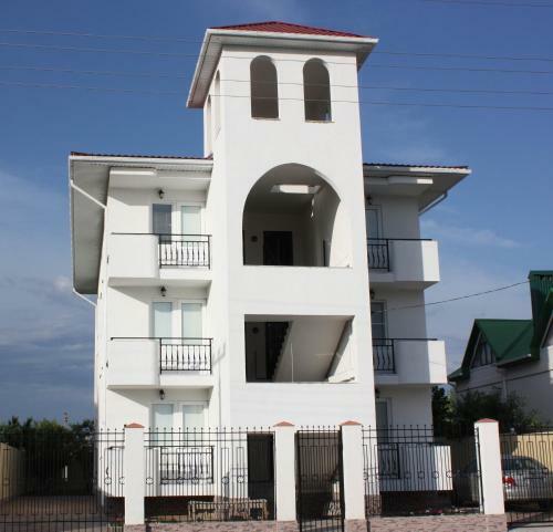 Apartment On Genuezskiy Proyezd 7