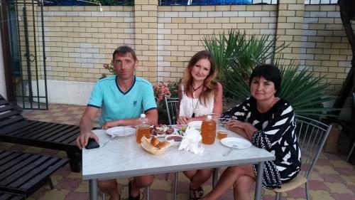 Hostal Natela Guest House