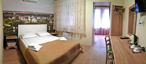 Hostal Guest House 12 Months
