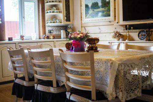 Hostal Alyonushkin Teremok Guest House