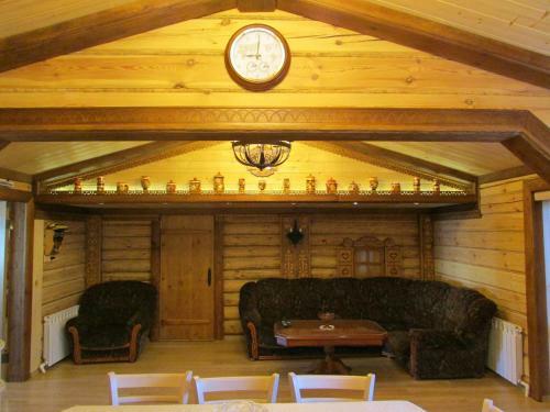 Hostal Alyonushkin Teremok Guest House