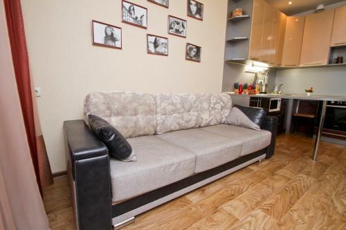 Surgut Apartments On Krylova 26