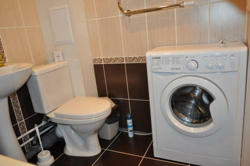 Apartamento 1-? ???????? ?? 8-? ????? 4