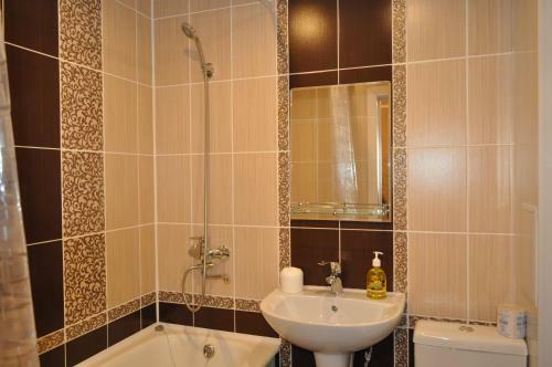 Apartamento 1-? ???????? ?? 8-? ????? 4