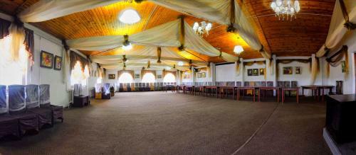 Hotel Pansionat Yakor