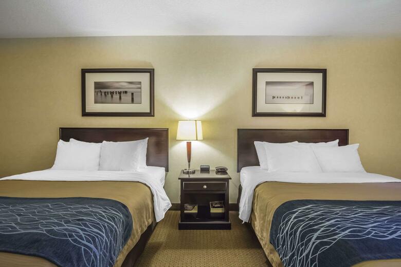 Hotel Comfort Inn & Suites