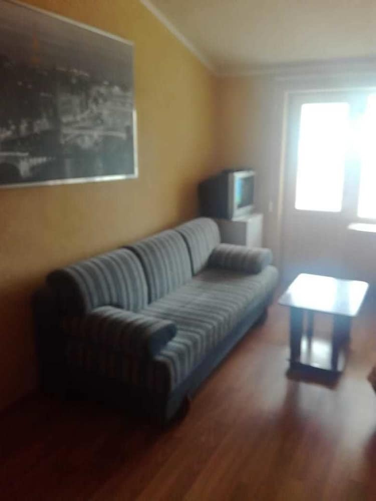 Hostal Tennis Academy Hotel