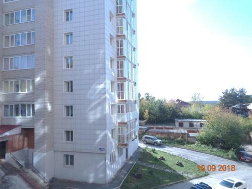 Apartment On Uchebnaya 7/1
