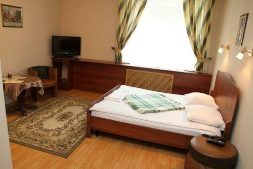 Shanson Hotel