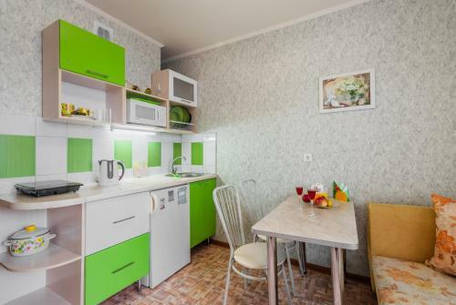 Apartments On Revolyutsionnaya 13a