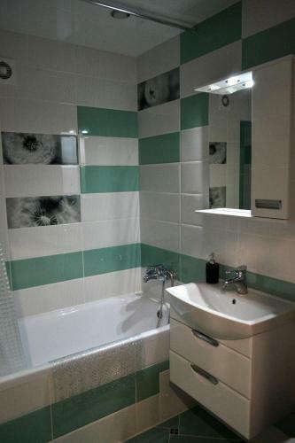 Apartments 40 Let Pobedy 51v