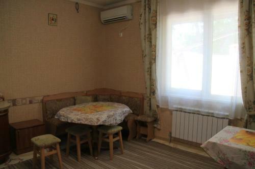 Hostal Lyubava
