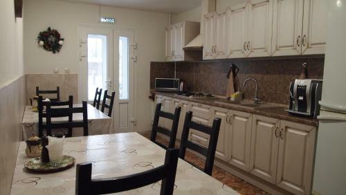 Bed & Breakfast Postoyaliy Dvor