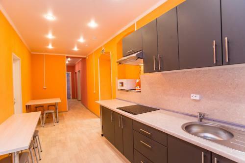 Like Hostel