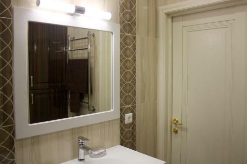 Apartment On Demonstratsii