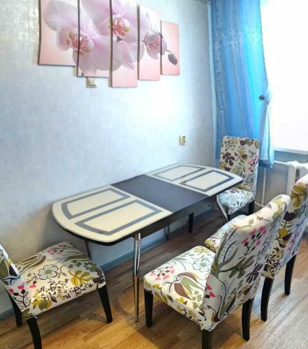 Apartments On Mehanicheskaya St. 27