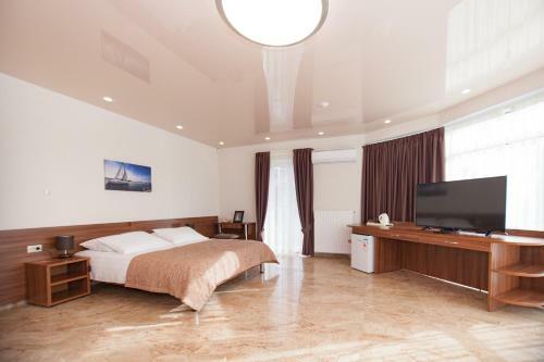 Regatta Hotel