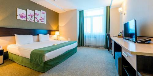 Reston Hotel & Spa