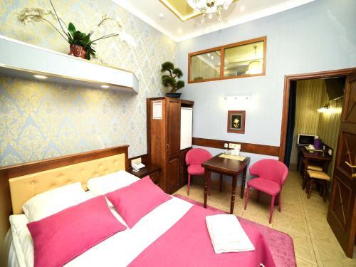 Hotel Boston On Baltakhinova 17