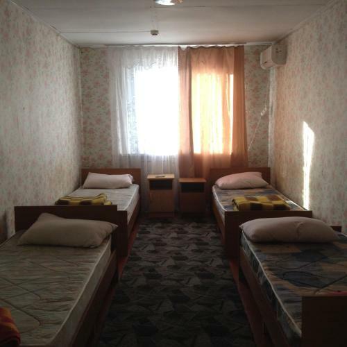 Hostal Tur Service Guest House