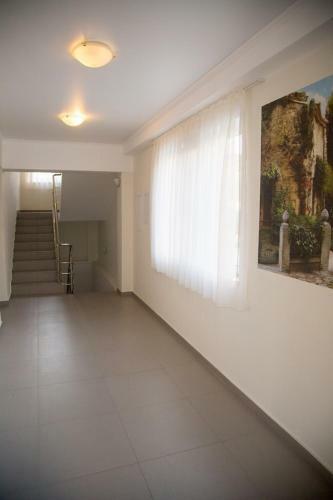 Hostal Iris Guest House