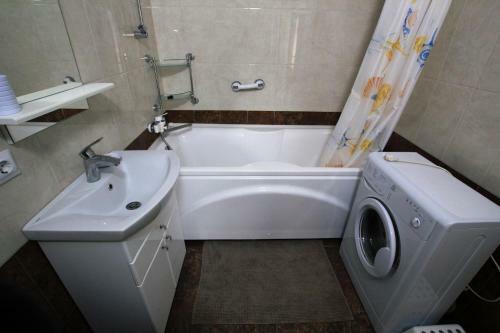 2-bedroom Apartment With A Terrace