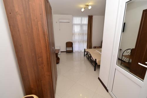 Hostal Guest House Villa U Morya