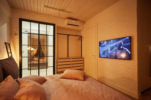 Luxury Villa Downtown