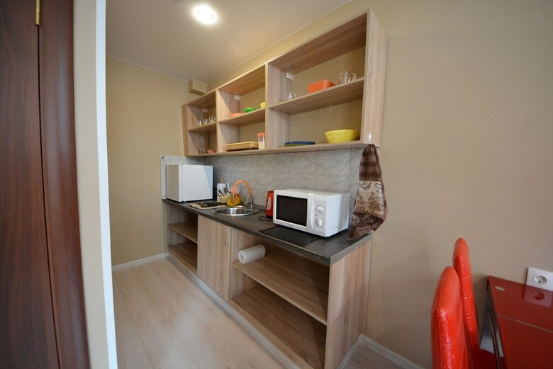 Aloha Capsule Hotel