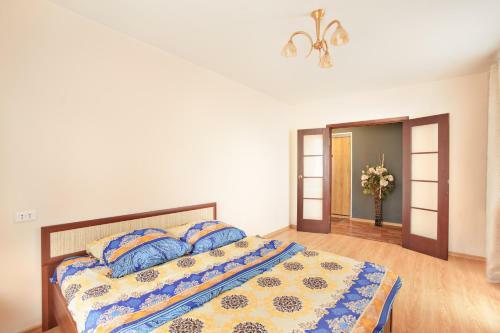 Apartments Allilueva 12a
