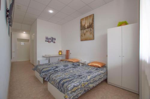 Hotel Yug