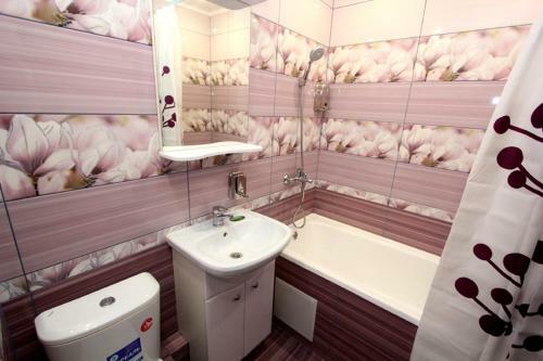Apartment On St. Samotsvetnyy Bul'var