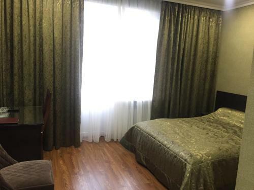 Hotel Mirazh