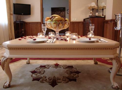 Hotel Pansionat Rodina