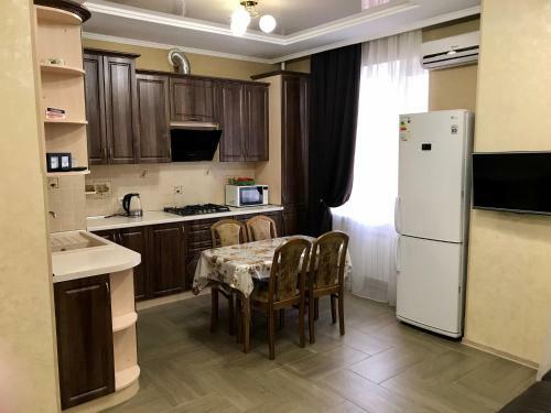 Apartment On Pyatigorskaya 24/1