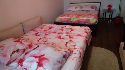 Apartamento 1-?? ?????? ???????? ?? 4 ???, ???? - 100 ? ?? ?4