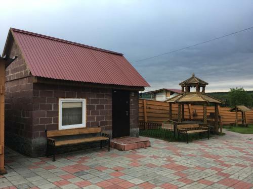 Hostal ?????? ??? Zuratkul