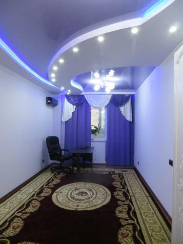 Apart-hotel On Solnechniy 10