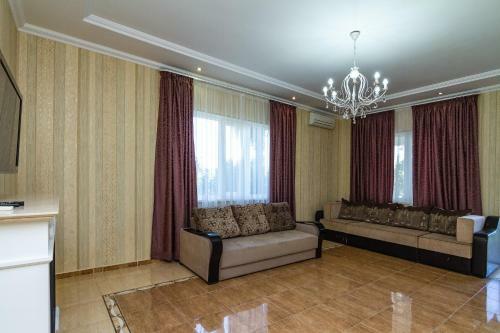 Hostal Zhasmin Guest House