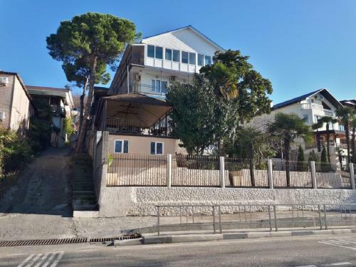 Hostal Zhasmin Guest House