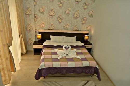 Hostal Loo De Luxe On Dekabristov Street