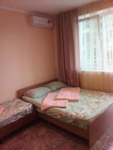 Hostal Dubrava Guest House