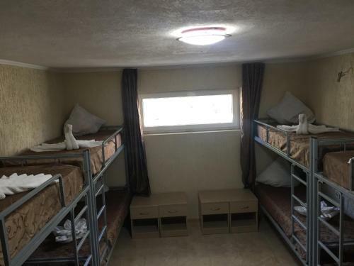 Cosy Hostel On Dekabristov 103b