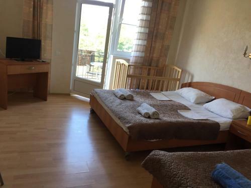Cosy Hostel On Dekabristov 103b
