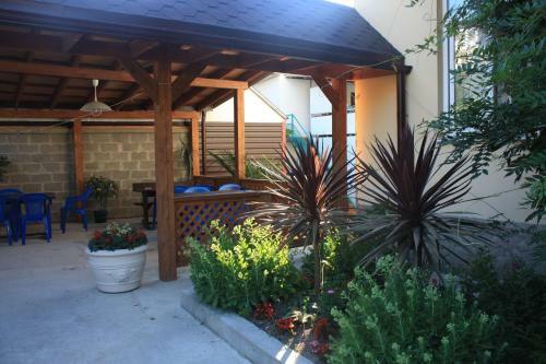 Hostal Guest House Almira