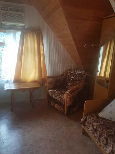 Hostal Prokhlada Guest House