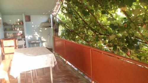 Hostal Prokhlada Guest House