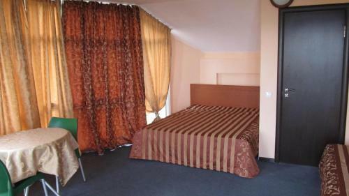 Premier Hotel