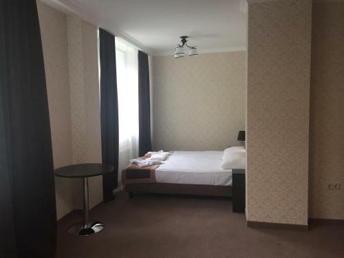 Lastochka Hotel