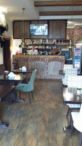 Hostal Guest Hotel Platan